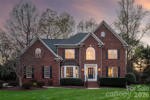 104 Belvedere Ln, Waxhaw, NC 28173