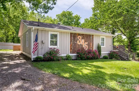 345 Lower Grassy Branch Rd, Asheville, NC 28805