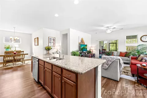 Kitchen - 264 Flat Rock Dr, Denver, NC 28037 photo 2 of 2