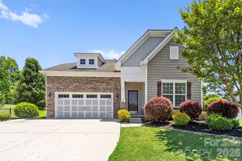 159 E Warfield Dr, Mooresville, NC 28115