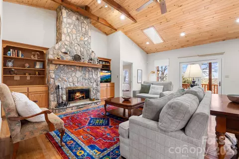 114 Little Sugar 277 Ln #277, Sugar Mountain, NC 28604