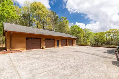 Exterior - 529 Langley Rd, Lancaster, SC 29720 photo 5 of 10