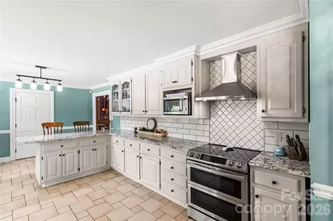 Kitchen - 529 Langley Rd, Lancaster, SC 29720 photo 4 of 4