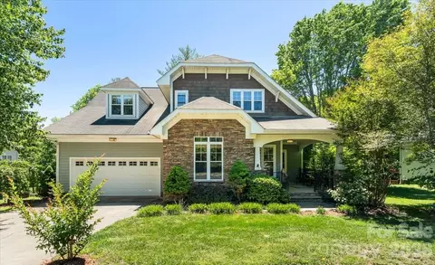126 Carolina Bluebird Loop, Arden, NC 28704