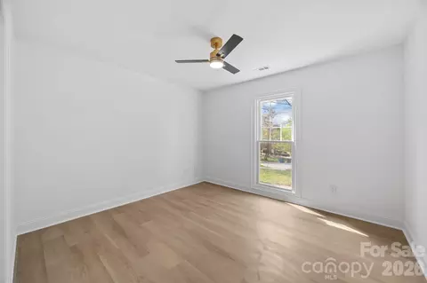 Bedroom - 304 Epperstone Ln, Matthews, NC 28105 photo 2 of 4