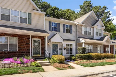 6483 Saint Bernard Way, Charlotte, NC 28269