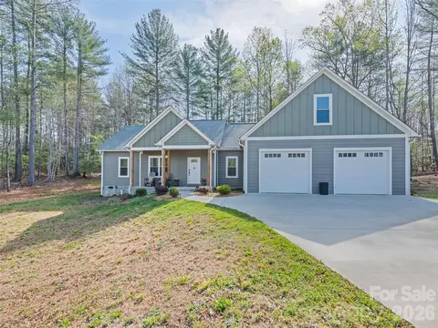 Exterior - 1711 Plantation Loop, Morganton, NC 28655 photo 2 of 6