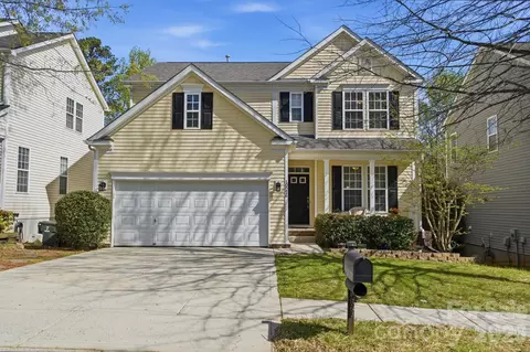 10056 Paisley Dr, Charlotte, NC 28269