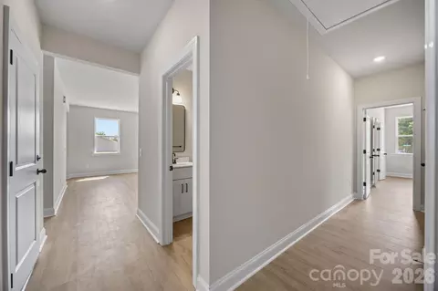 Entry Way - 165 Eagle Dr, Salisbury, NC 28144 photo 2 of 2