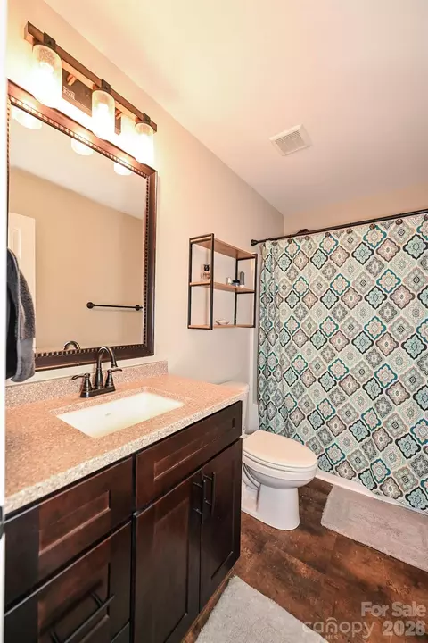Bath - 514 Arcadia Ln, Monroe, NC 28112 photo 4 of 5