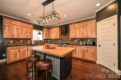 Kitchen - 514 Arcadia Ln, Monroe, NC 28112 photo 4 of 5