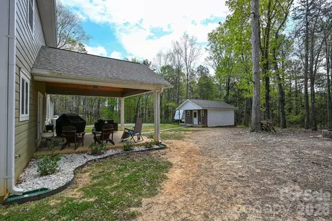 Exterior - 514 Arcadia Ln, Monroe, NC 28112 photo 5 of 7