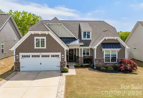 1228 Dali Blvd, Mount Holly, NC 28120