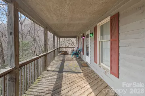 Exterior - 656 Winterberry Trl, Boone, NC 28607 photo 5 of 6