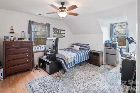 Bedroom - 656 Winterberry Trl, Boone, NC 28607 photo 4 of 11