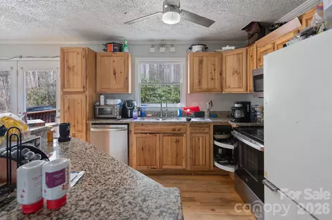 Kitchen - 656 Winterberry Trl, Boone, NC 28607 photo 3 of 3