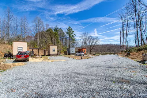 Exterior - Stardust Way, Brevard, NC 28712 photo 3 of 8