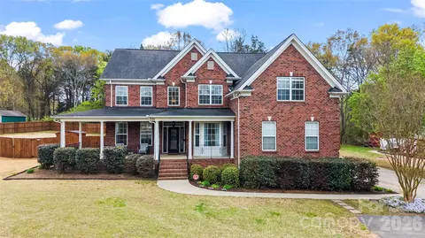 2589 Shamrock Rd, Harrisburg, NC 28075