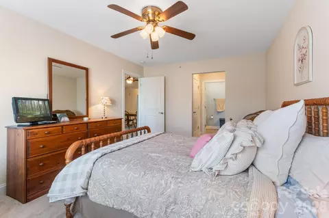Bedroom - 94 Foxden 202 Dr #202, Fletcher, NC 28732 photo 4 of 5
