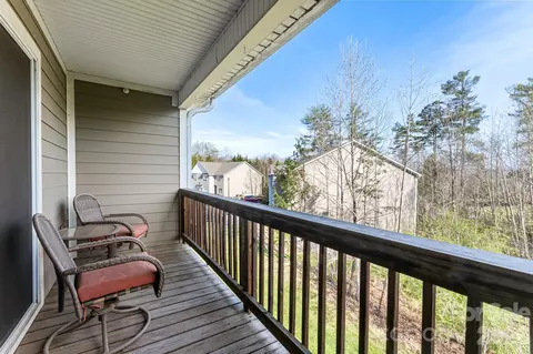 Exterior - 94 Foxden 202 Dr #202, Fletcher, NC 28732 photo 3 of 4