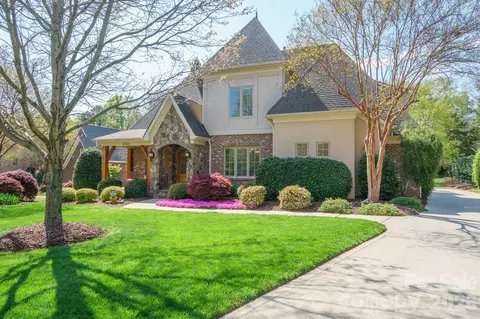 20609 Queensdale Dr, Cornelius, NC 28031