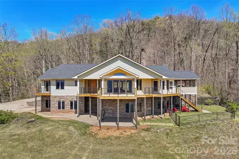 151 Kerr Rd, Leicester, NC 28748