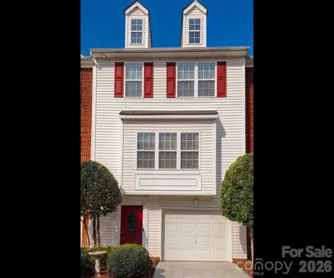 104 Rock Ridge Ln, Mount Holly, NC 28120