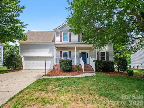 12313 Carolina Crossing Dr, Charlotte, NC 28273