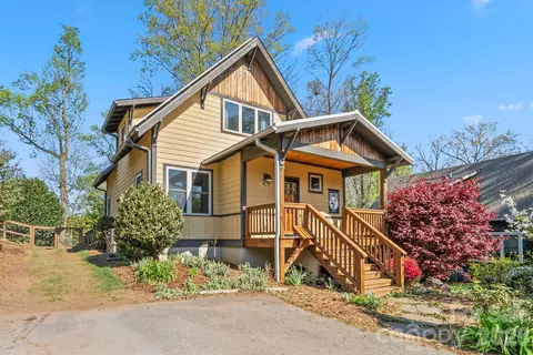429 Pearson Dr, Asheville, NC 28801