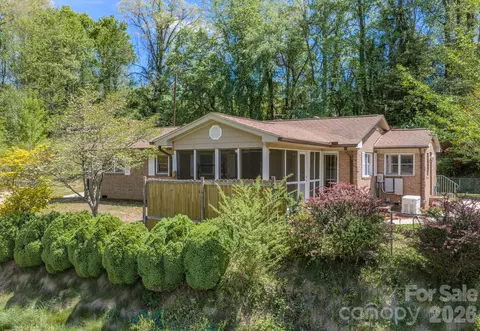 176 Sunny St, Marion, NC 28752