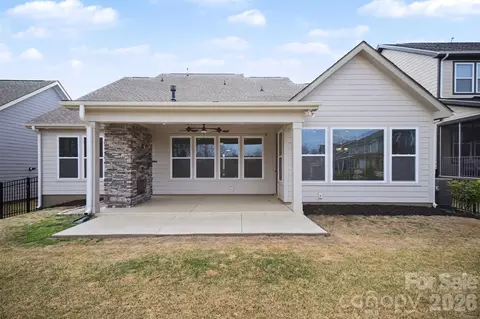 Exterior - 115 Boxelder Rd, Clover, SC 29710 photo 2 of 4