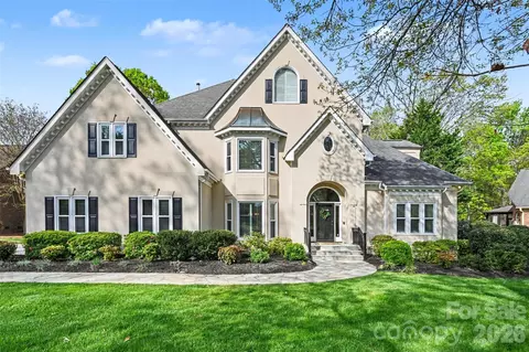 7321 Timberneck Ct, Charlotte, NC 28277