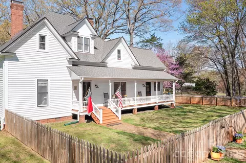 1315 Scotts Creek Rd, Statesville, NC 28625