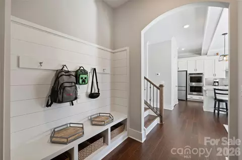 Entry Way - 5035 Beacon Ave, Monroe, NC 28110 photo 3 of 6