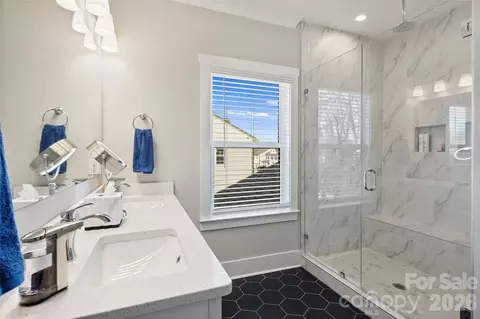 Bath - 5035 Beacon Ave, Monroe, NC 28110 photo 1 of 4