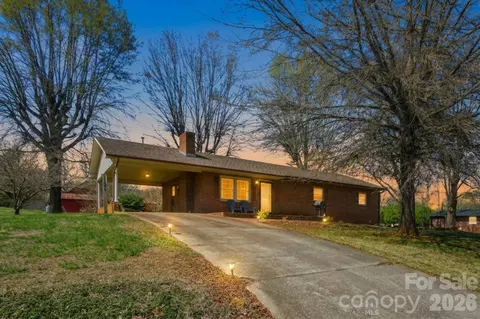 3266 Coble Dairy Rd, Hudson, NC 28638
