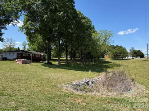 4221 Davidson Hwy, Concord, NC 28027
