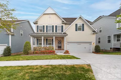 716 Lakeview Dr, Mcadenville, NC 28101