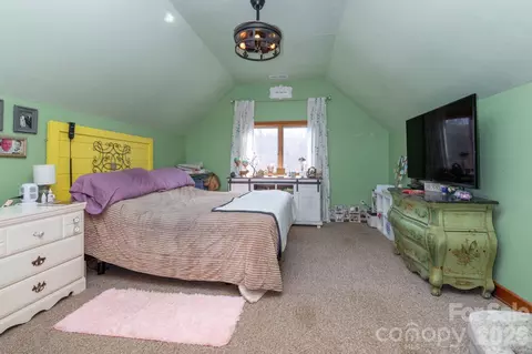 Bedroom - 75 Mypie Dr, Sylva, NC 28779 photo 3 of 4