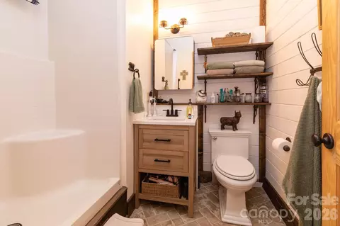 Bath - 75 Mypie Dr, Sylva, NC 28779 photo 1 of 4