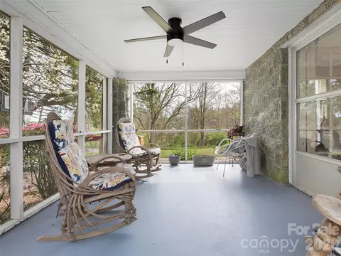 Exterior - 514 Cherryfield Loop, Brevard, NC 28712 photo 5 of 11