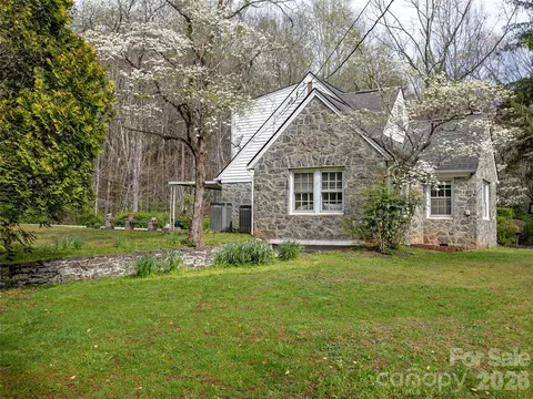 Exterior - 514 Cherryfield Loop, Brevard, NC 28712 photo 10 of 11
