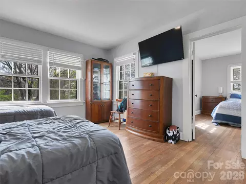 Bedroom - 514 Cherryfield Loop, Brevard, NC 28712 photo 1 of 9