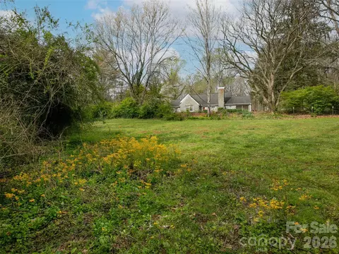 Exterior - 514 Cherryfield Loop, Brevard, NC 28712 photo 3 of 11