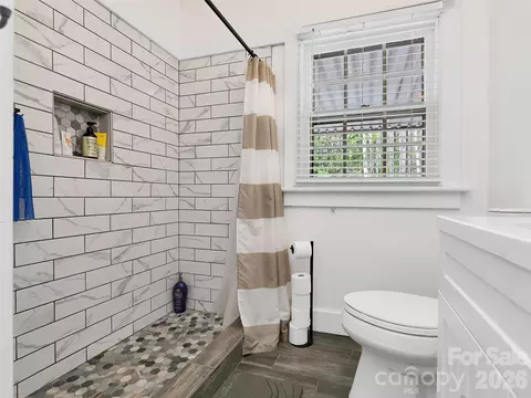 Bath - 514 Cherryfield Loop, Brevard, NC 28712 photo 1 of 4
