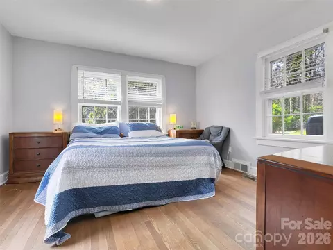 Bedroom - 514 Cherryfield Loop, Brevard, NC 28712 photo 3 of 9