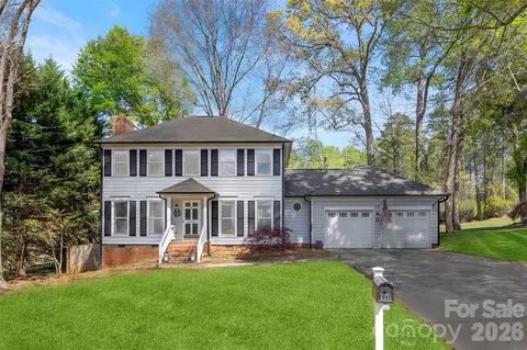 4224 Old Forge Dr, Gastonia, NC 28056