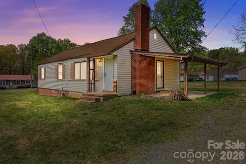 208 Ellis St, Albemarle, NC 28001
