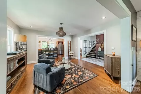 521 Forest Ln, Rock Hill, SC 29730