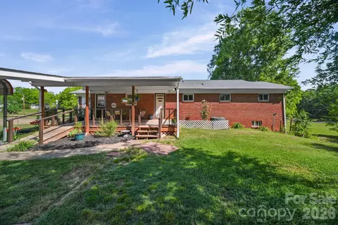 5949 Old Thompson Rd, Norwood, NC 28128